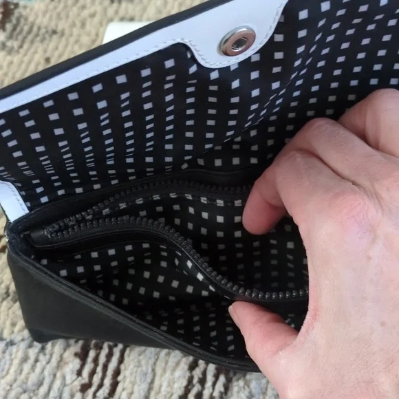 Kate Spade Saturday 2 in 1 Black & White Leather Double Wallet Wristlet - Picture 15 of 16